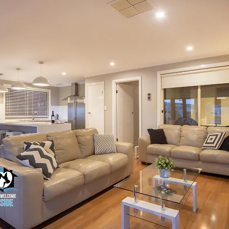 Stylish Lake Front House - 3Br Encounter Bay Exterior photo